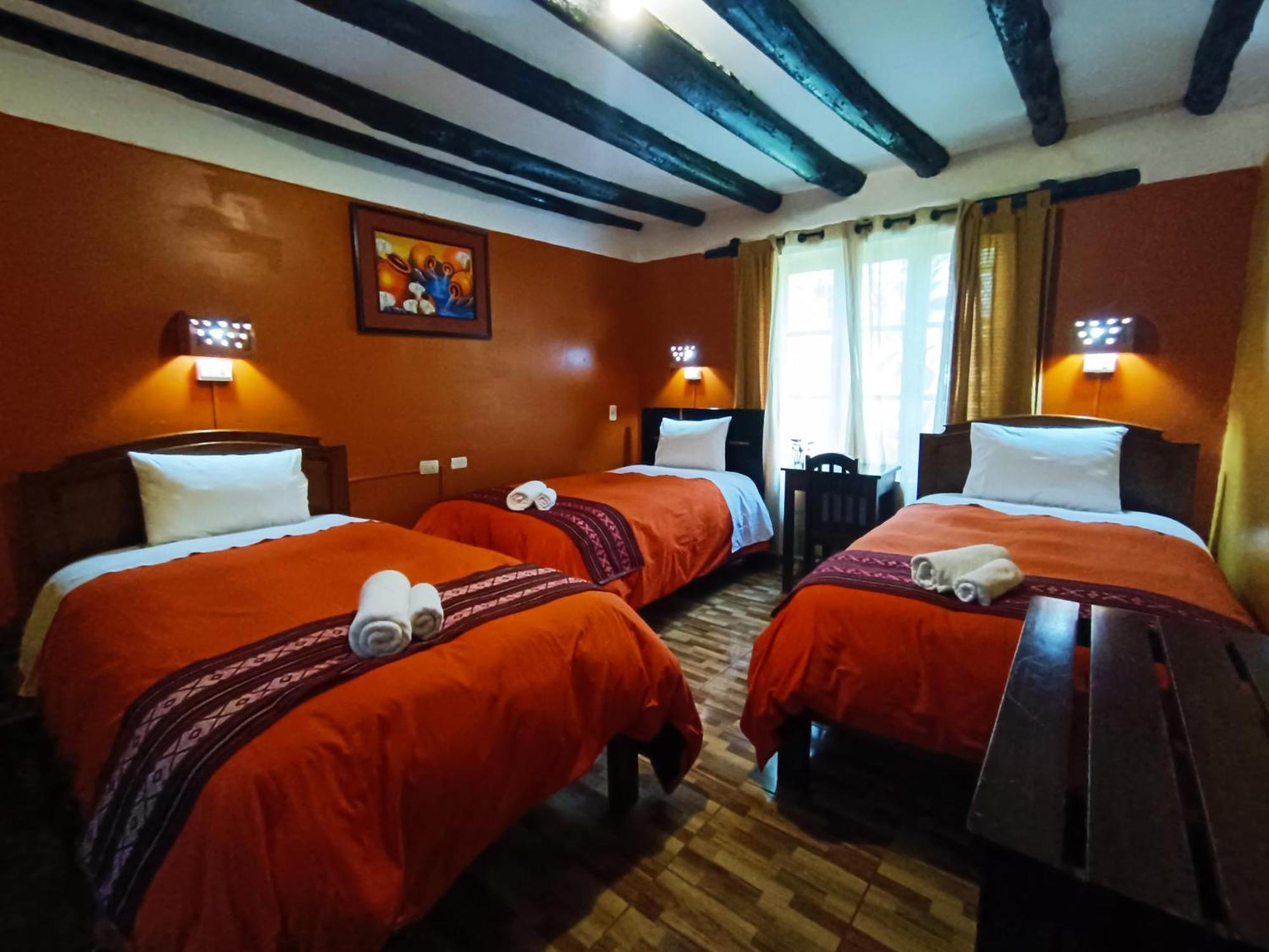 Wayras Hostal Ollantaytambo Extérieur photo