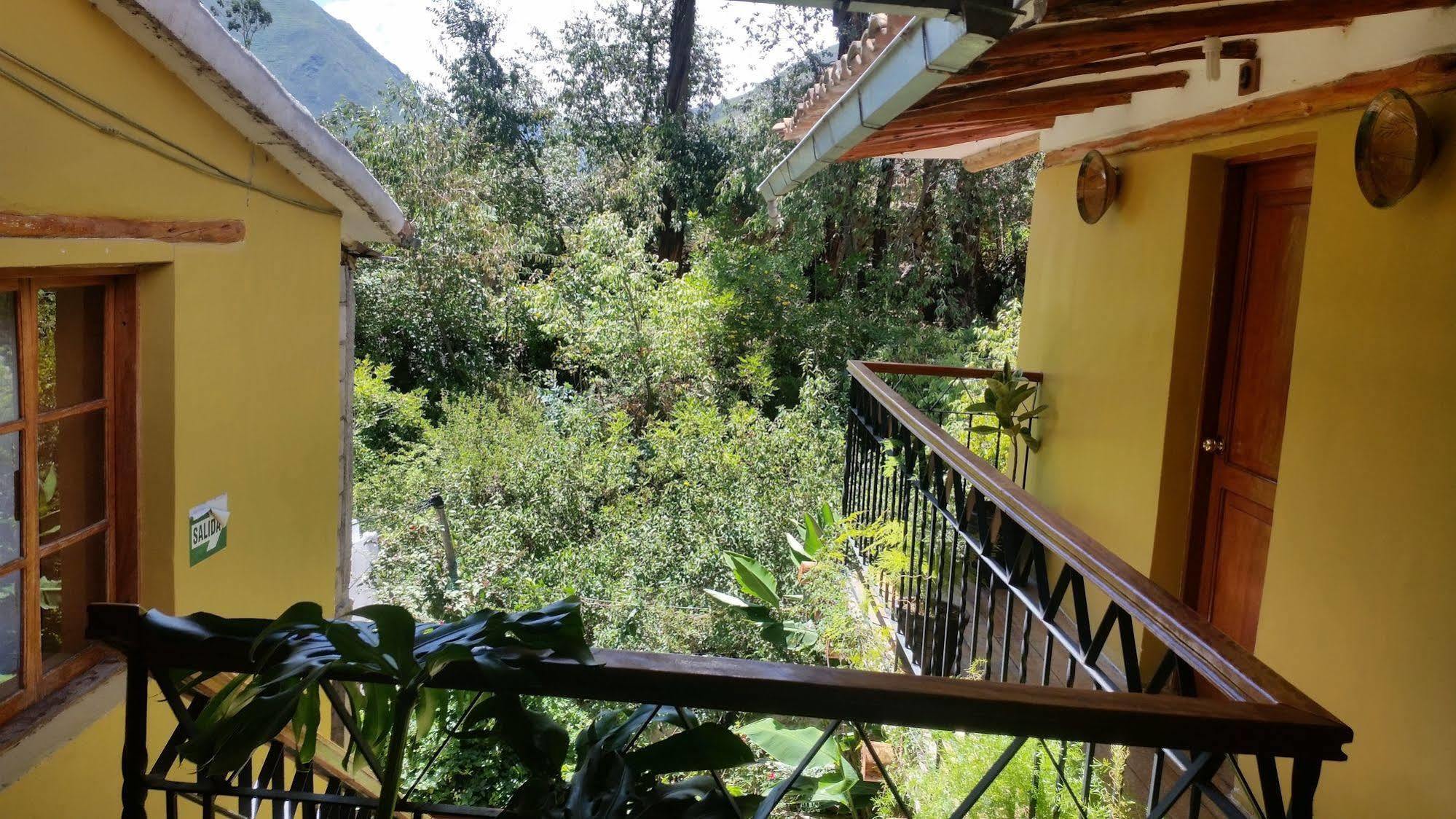 Wayras Hostal Ollantaytambo Extérieur photo