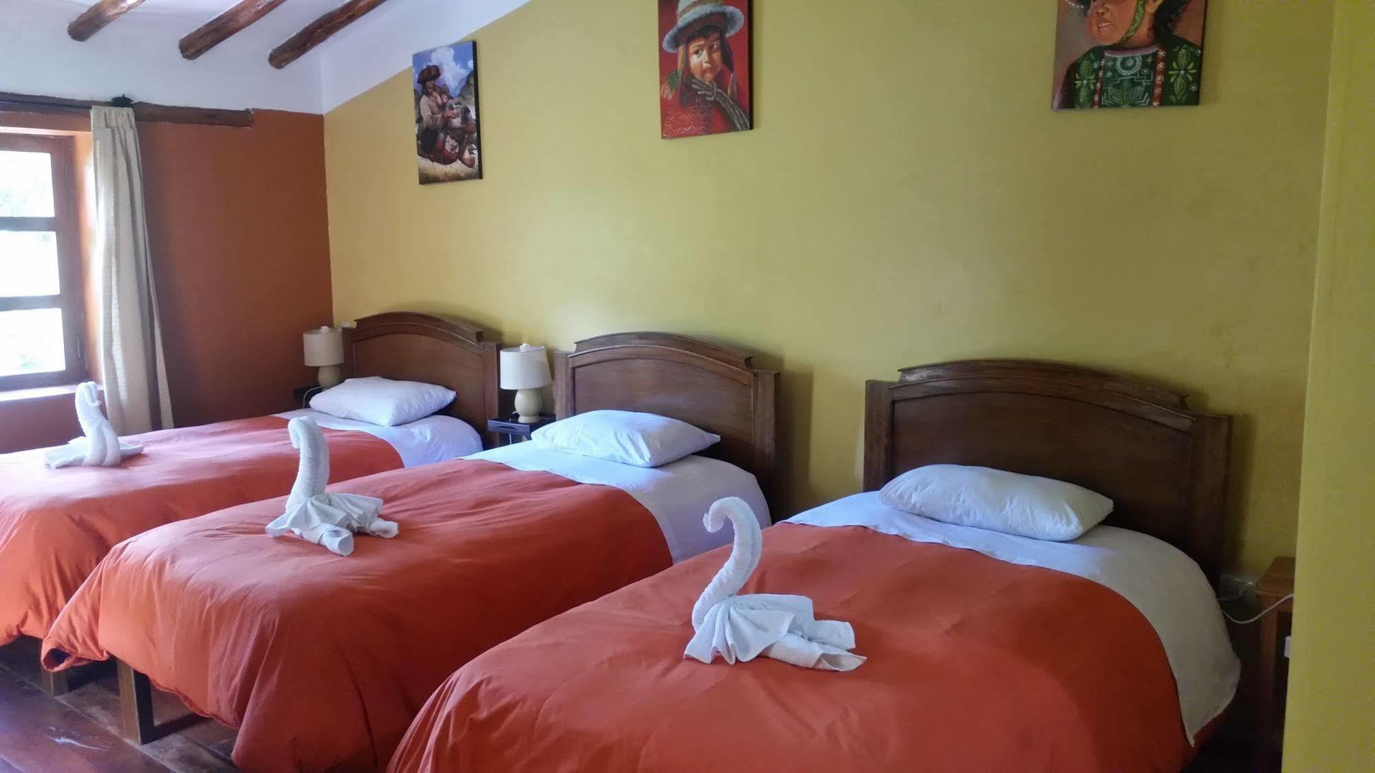 Wayras Hostal Ollantaytambo Extérieur photo